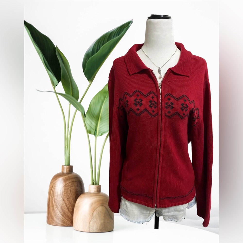 Jessica Zip-Up size Medium